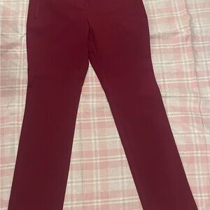 The Limited Signature Stretch Pants in Deep Red
